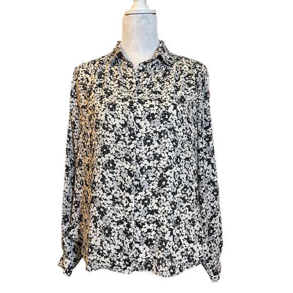 H&M Button Front Blouse Size S - Picture 1 of 10